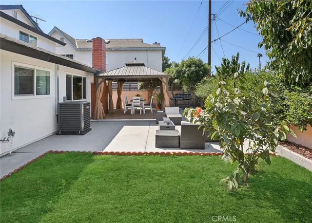 $1,568,000 | 1533 West San Lorenzo Avenue, Santa Ana, CA 92704
