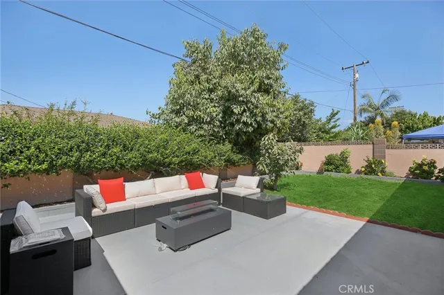 $1,568,000 | 1533 West San Lorenzo Avenue, Santa Ana, CA 92704