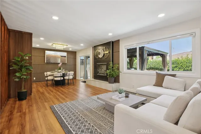 $1,568,000 | 1533 West San Lorenzo Avenue, Santa Ana, CA 92704