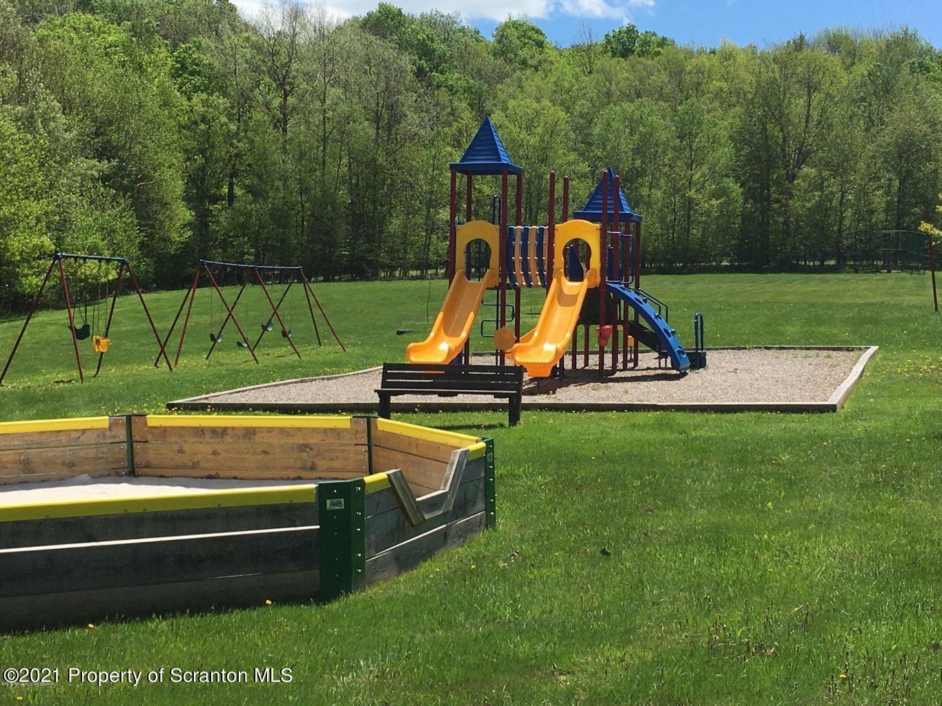 18 Spring Place Union Dale, PA 18470 - Photo 19 of 20 Gallery Image 19
