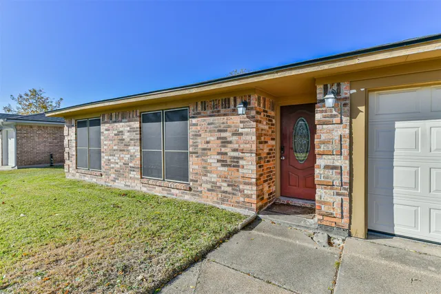 $310,000 | 3102 Stacy Lane, Deer Park, TX 77536