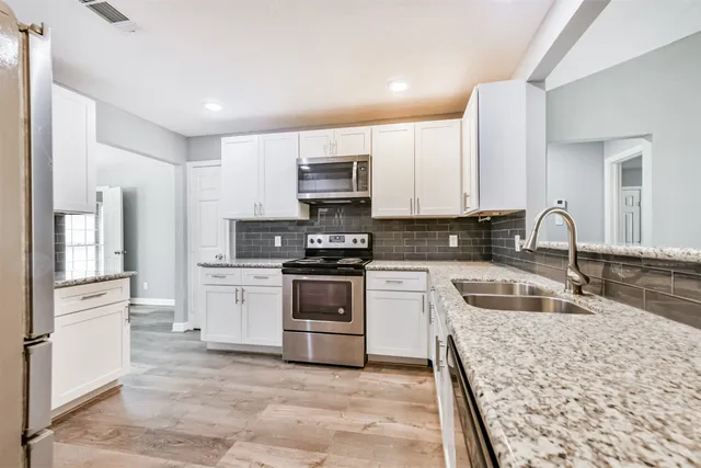 $310,000 | 3102 Stacy Lane, Deer Park, TX 77536