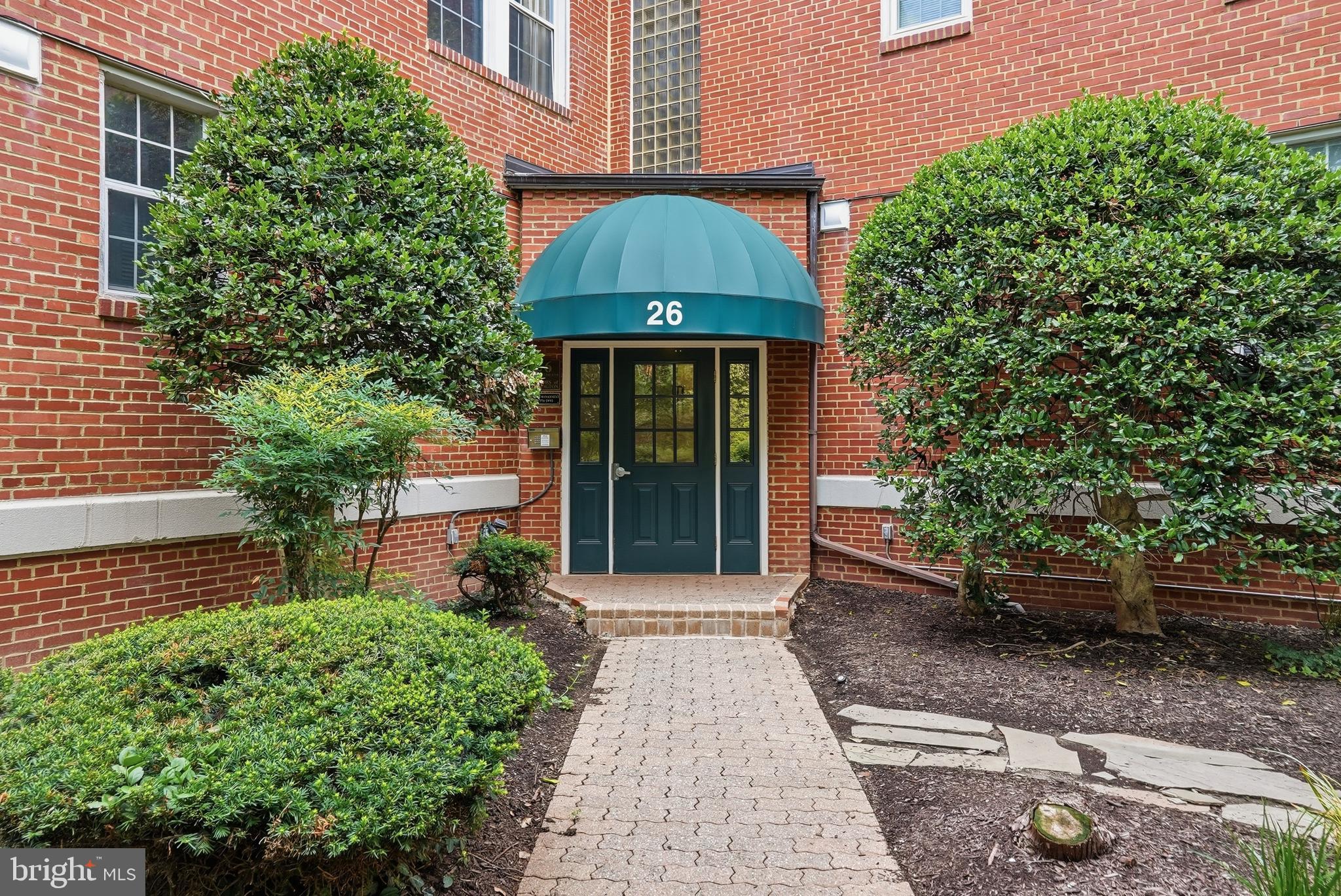 26 South Old Glebe Road, Unit 203B Arlington, VA 22204 - Photo 1 of 30 Gallery Image 1