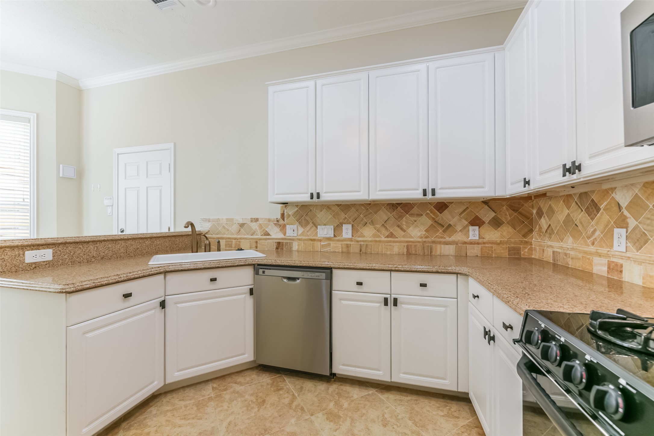 618 Detering Street Houston, TX 77007 - Photo 18 of 42