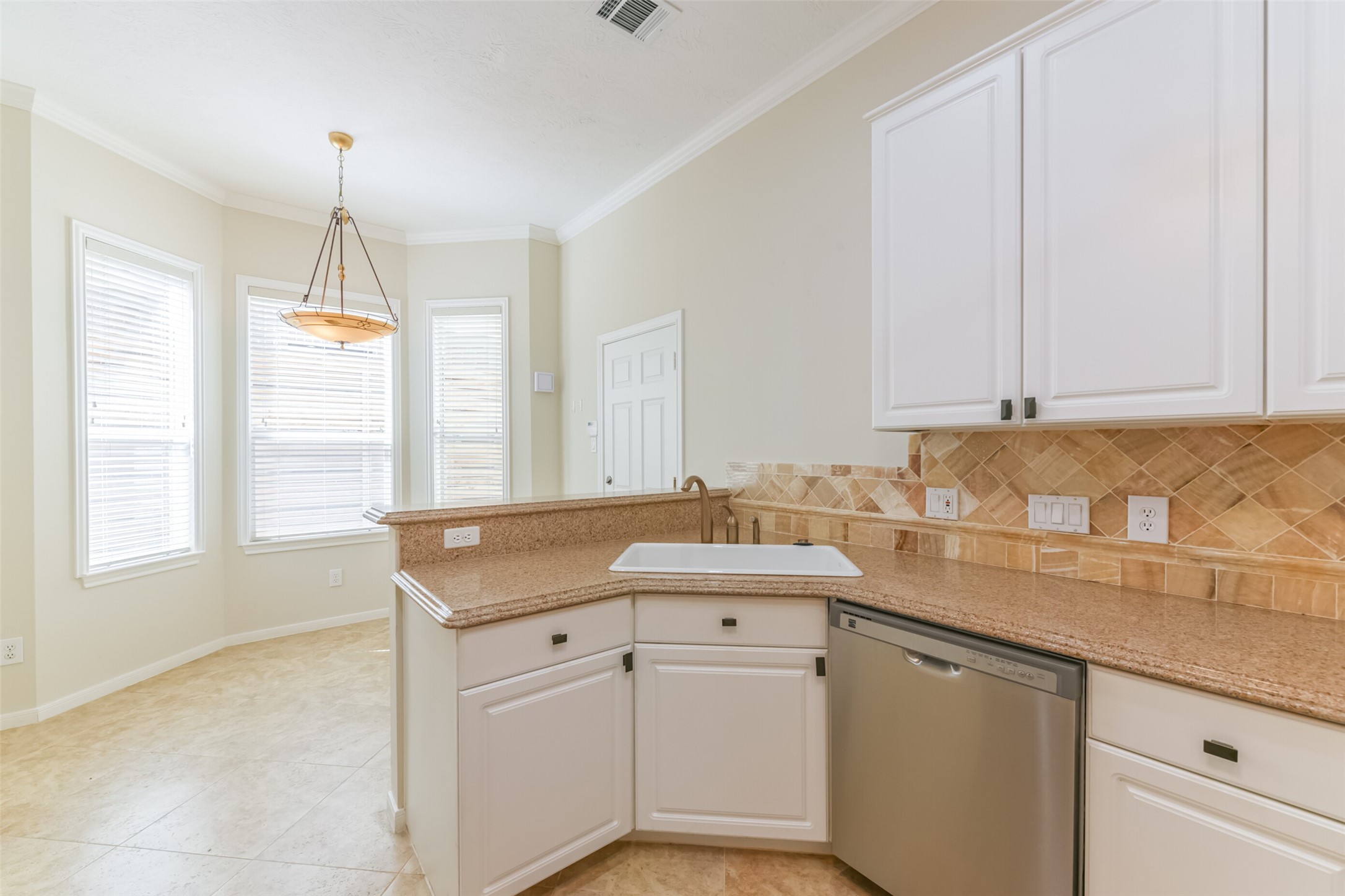 618 Detering Street Houston, TX 77007 - Photo 22 of 42
