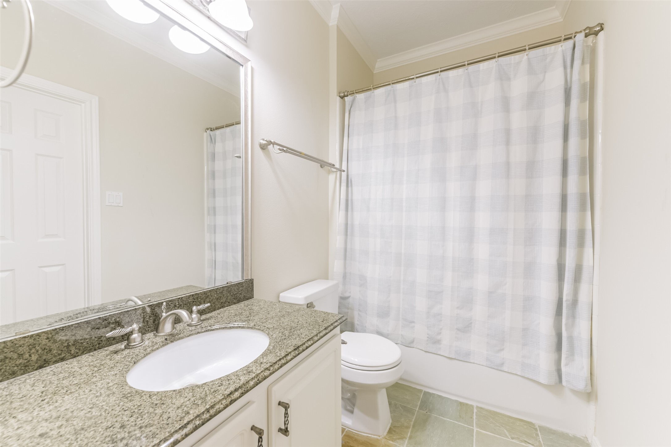 618 Detering Street Houston, TX 77007 - Photo 38 of 42