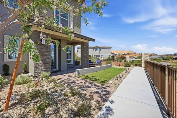 $480,000 | 152 Kimberlite Drive, Henderson, NV 89011