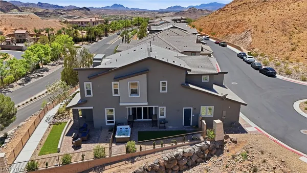 $480,000 | 152 Kimberlite Drive, Henderson, NV 89011