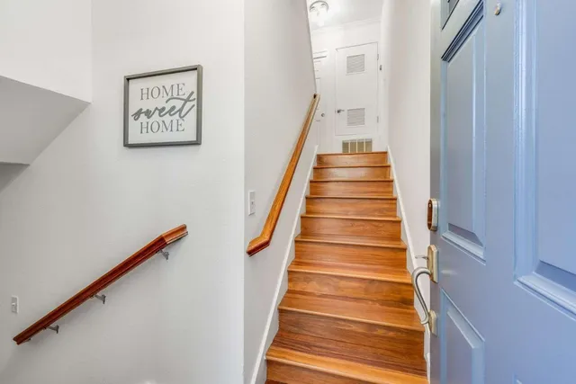 $1,088,000 | 813 Montgomery Street, Mountain View, CA 94041