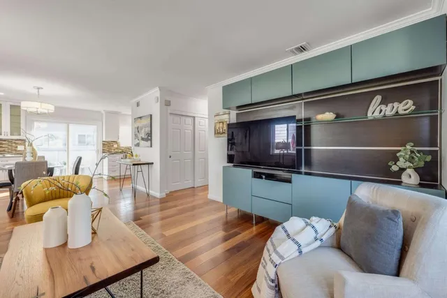 $1,088,000 | 813 Montgomery Street, Mountain View, CA 94041