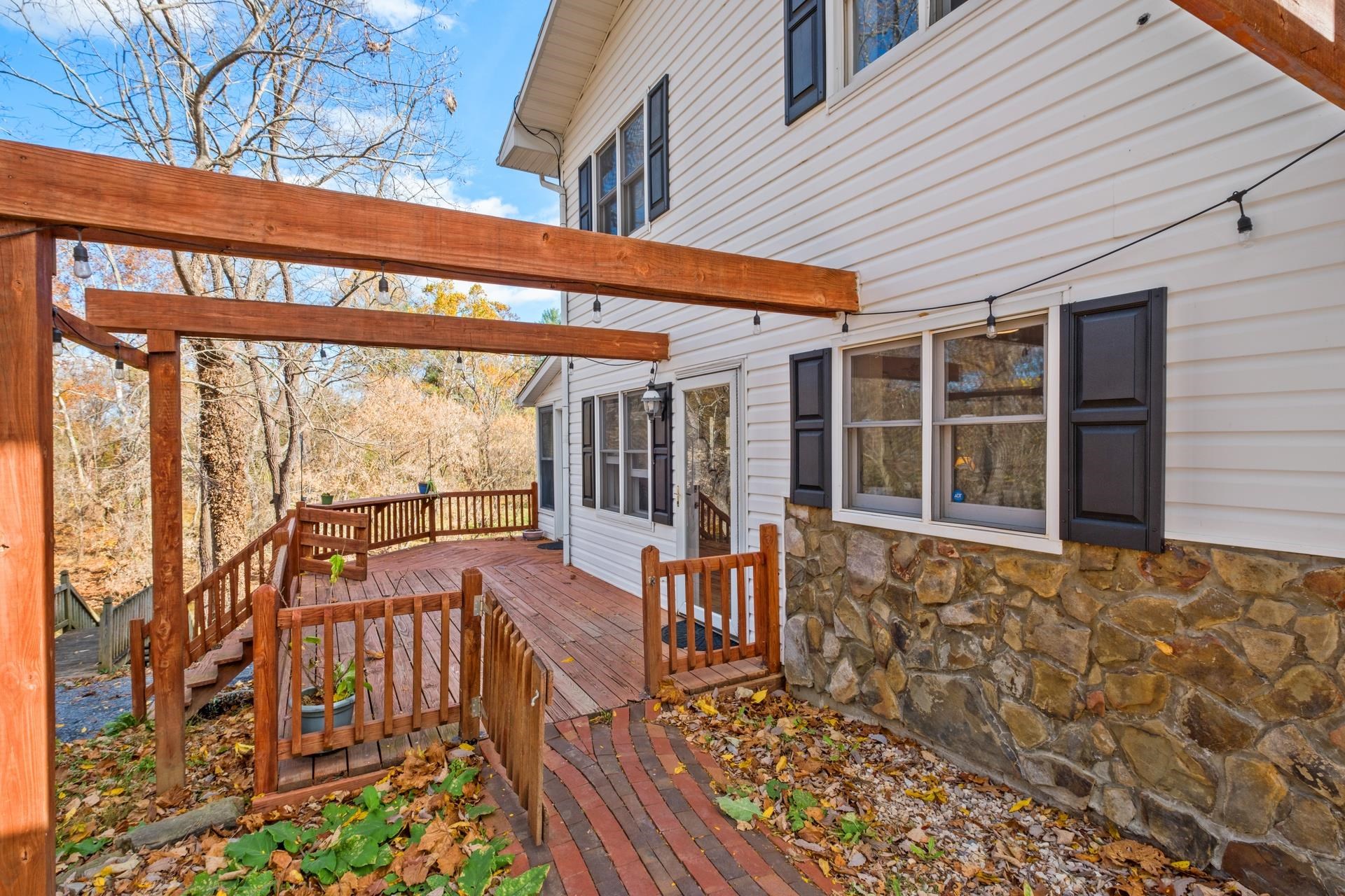 66 Samuel Bears Road Weyers Cave, VA 24486 - Photo 3 of 48 Gallery Image 3