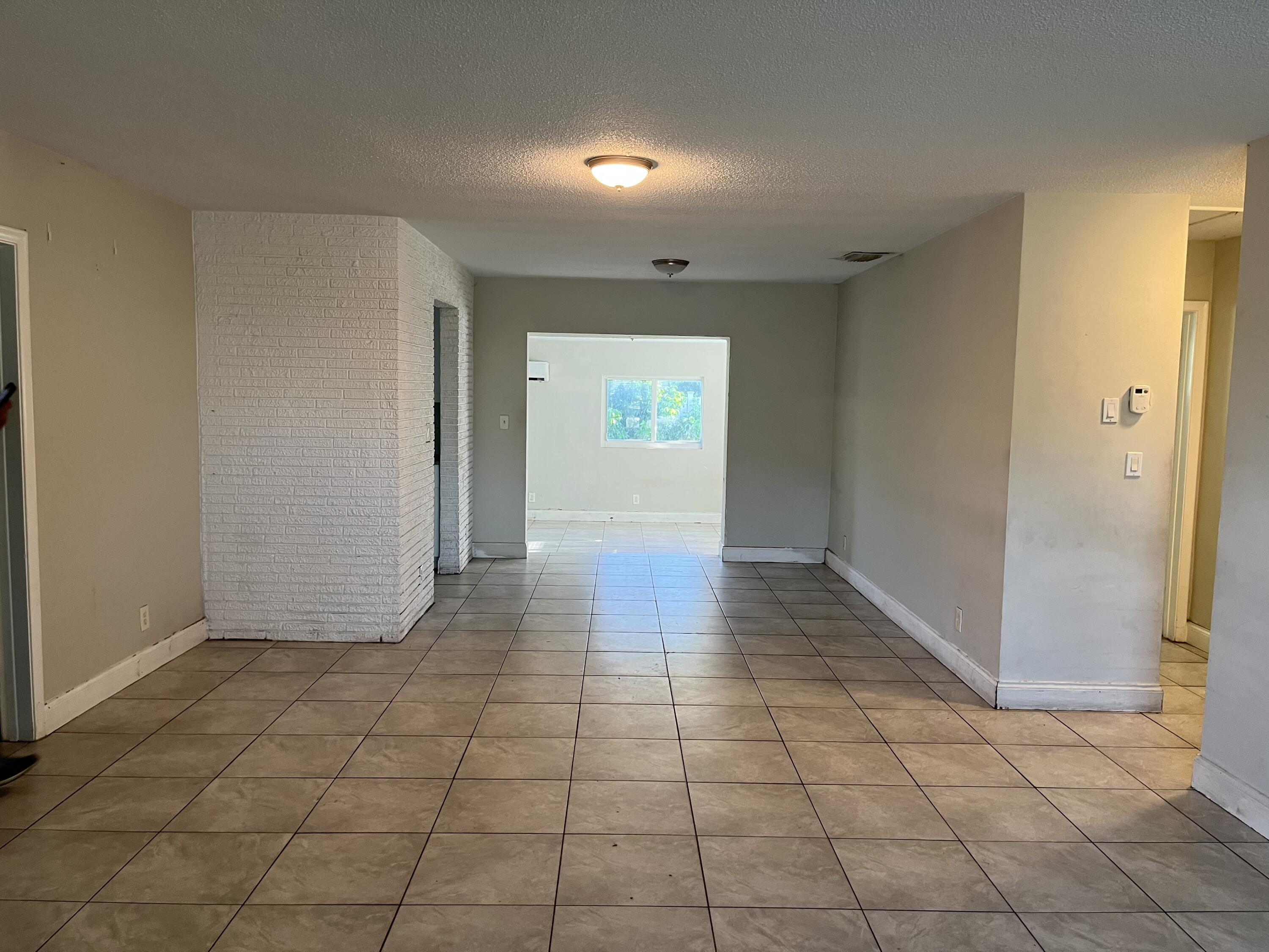 271 Southwest 4th Street Boca Raton, FL 33432 - Photo 2 of 4 a view of an empty room and window