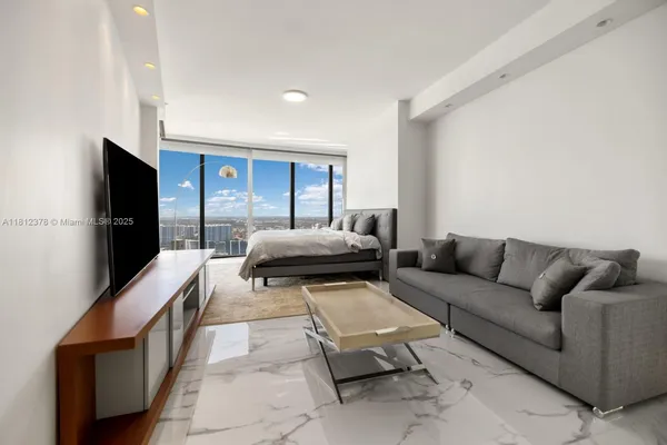 $29,900 | 18555 Collins Avenue, Unit 4603, Sunny Isles Beach, FL 33160