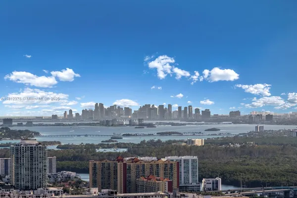 $29,900 | 18555 Collins Avenue, Unit 4603, Sunny Isles Beach, FL 33160