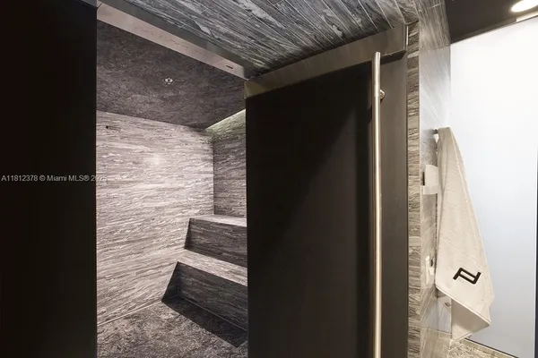 $29,900 | 18555 Collins Avenue, Unit 4603, Sunny Isles Beach, FL 33160