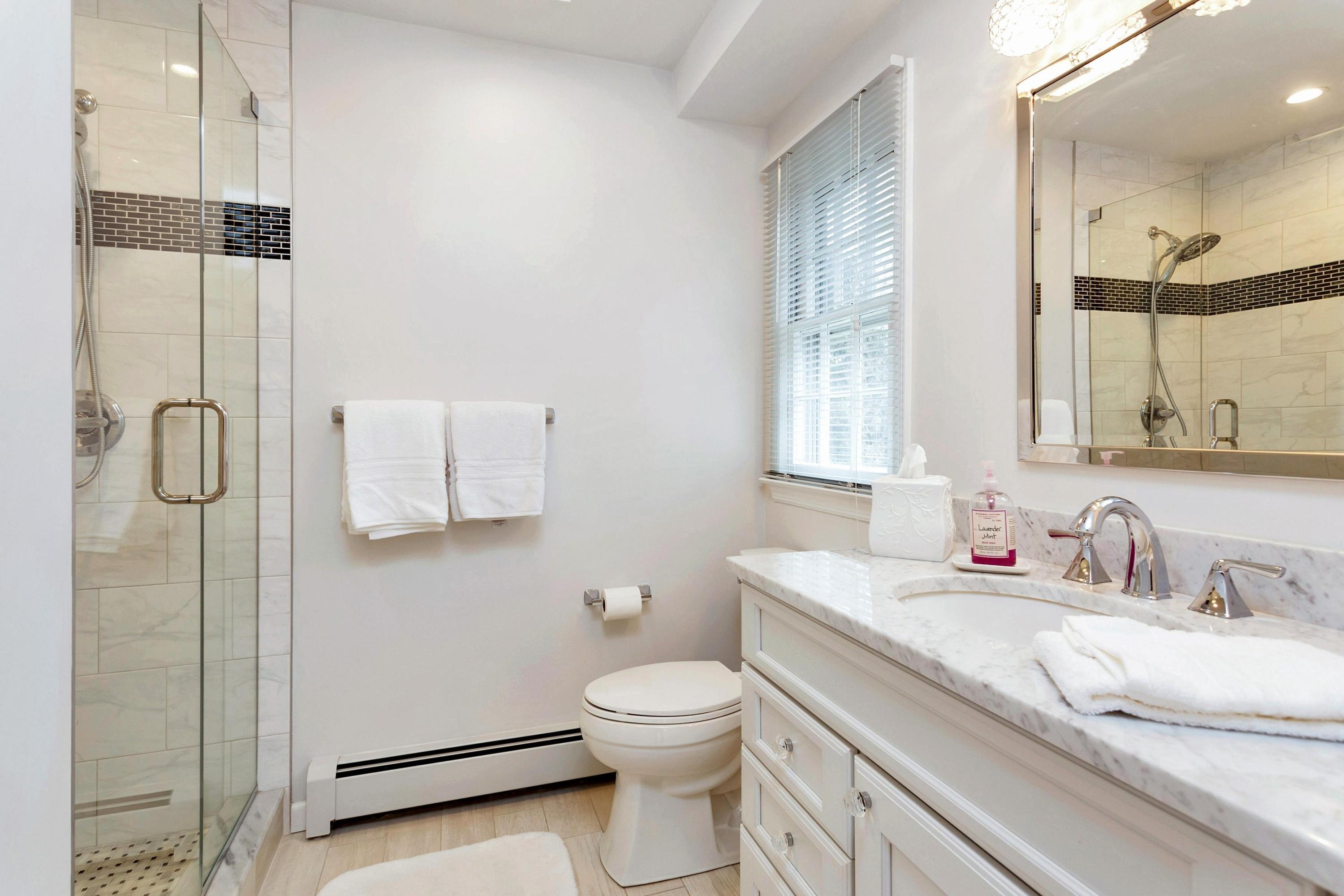 1 Circle Road Darien, CT 06820 - Photo 20 of 33 028-376470-_MG_9749_9966367