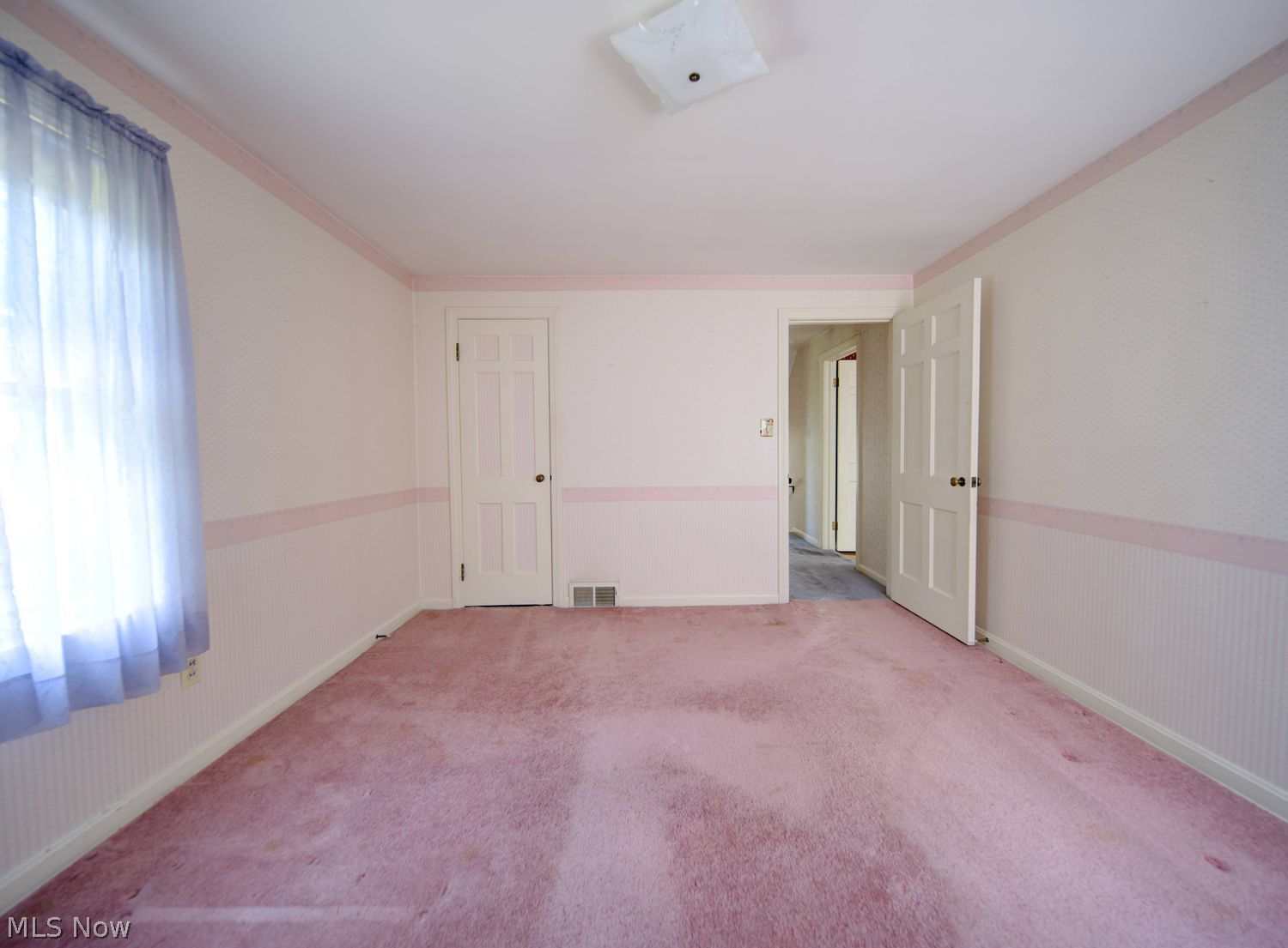 1382 Clearview Road Lyndhurst, OH 44124 - Photo 26 of 42 Gallery Image 26