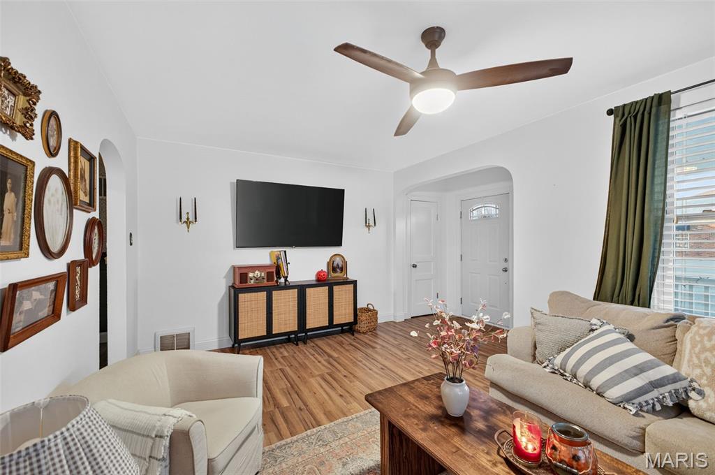 217 South Rapp Avenue Columbia, IL 62236 - Photo 13 of 40