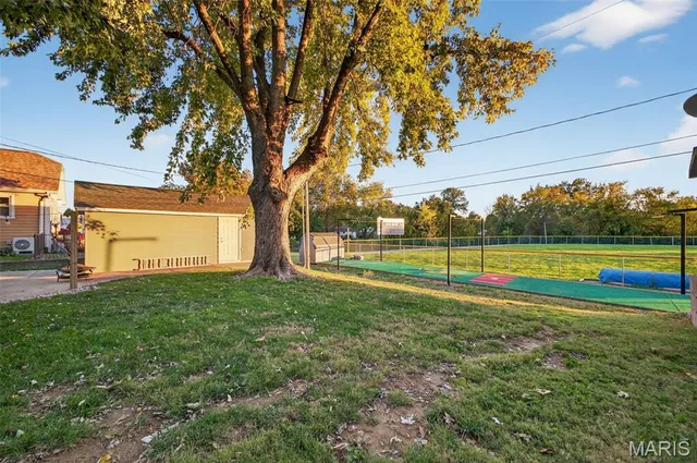 $240,000 | 217 South Rapp Avenue, Columbia, IL 62236