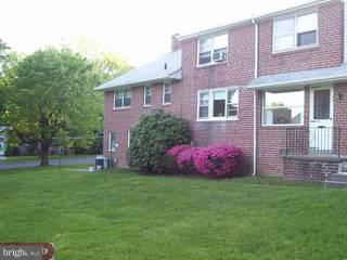 1967 Valley Road Abington, PA 19046 - Photo 3 of 4 Gallery Image 3