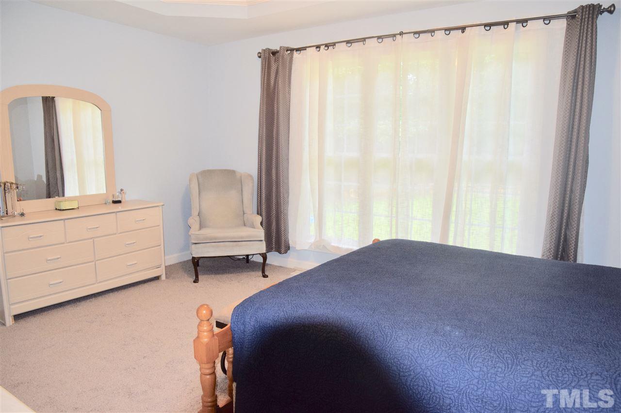 2500 Sugar Maple Court Raleigh, NC 27615 - Photo 15 of 28