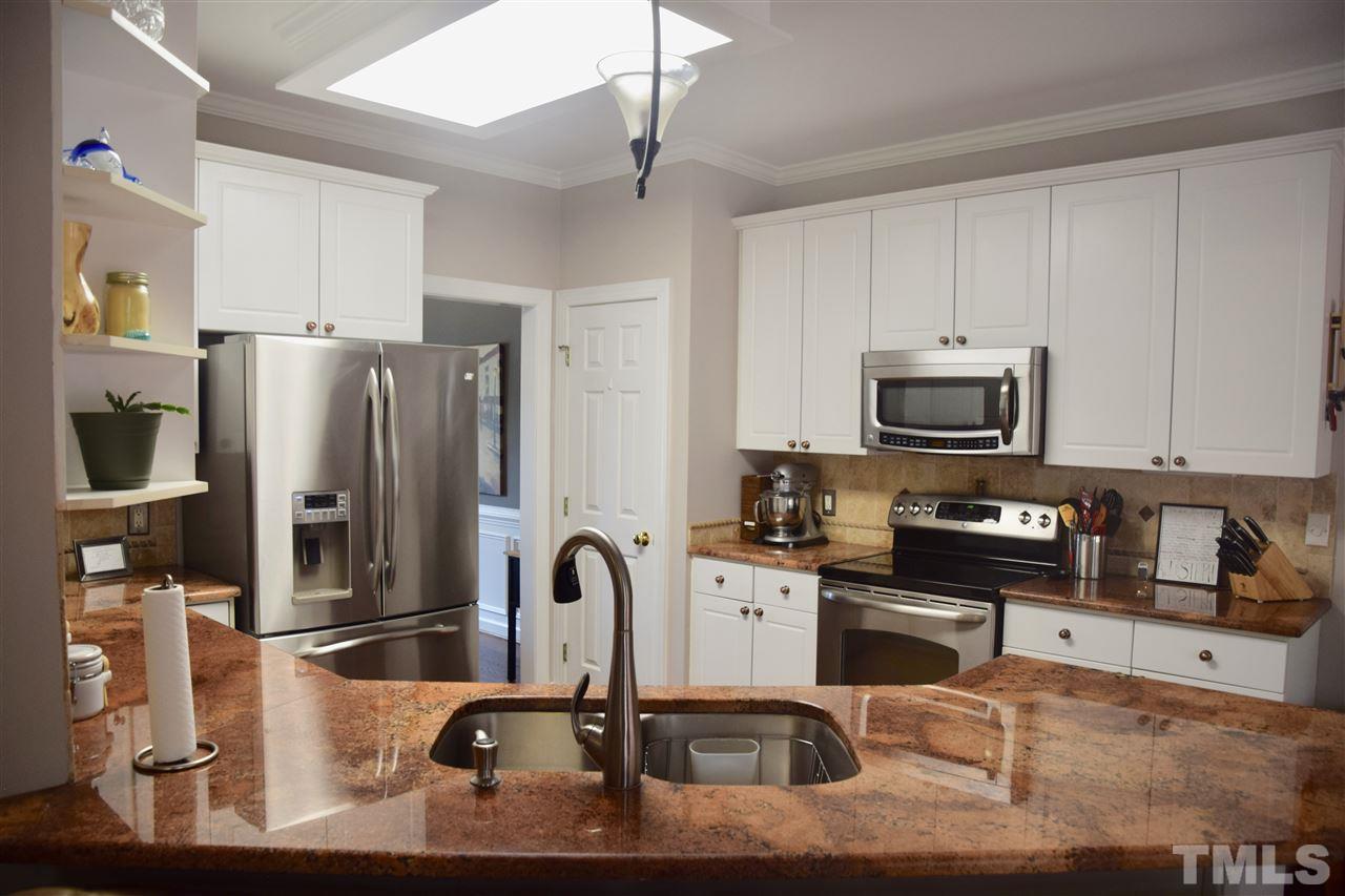 2500 Sugar Maple Court Raleigh, NC 27615 - Photo 9 of 28