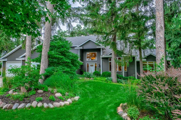$655,000 | 1005 Spruce Drive, Hudson, WI 54016