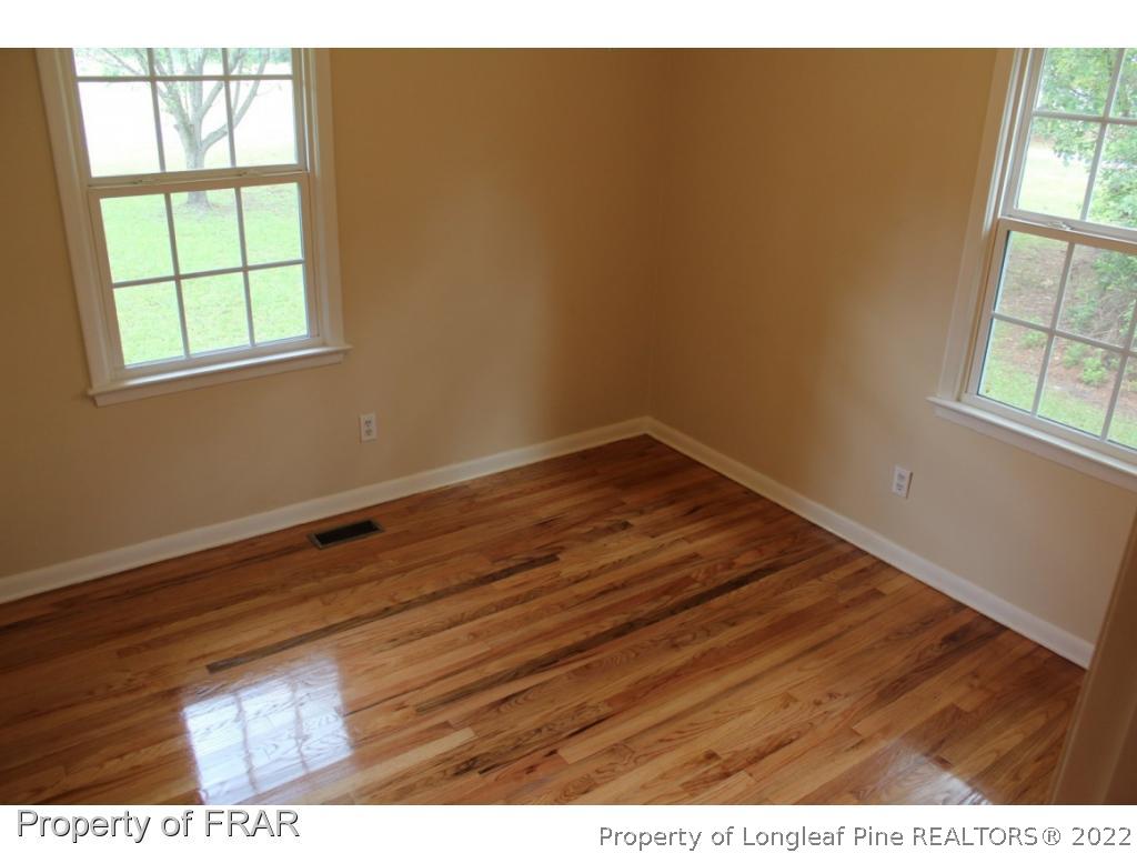 1688 Hardin Road Lumberton, NC 28358 - Photo 5 of 18 Gallery Image 5