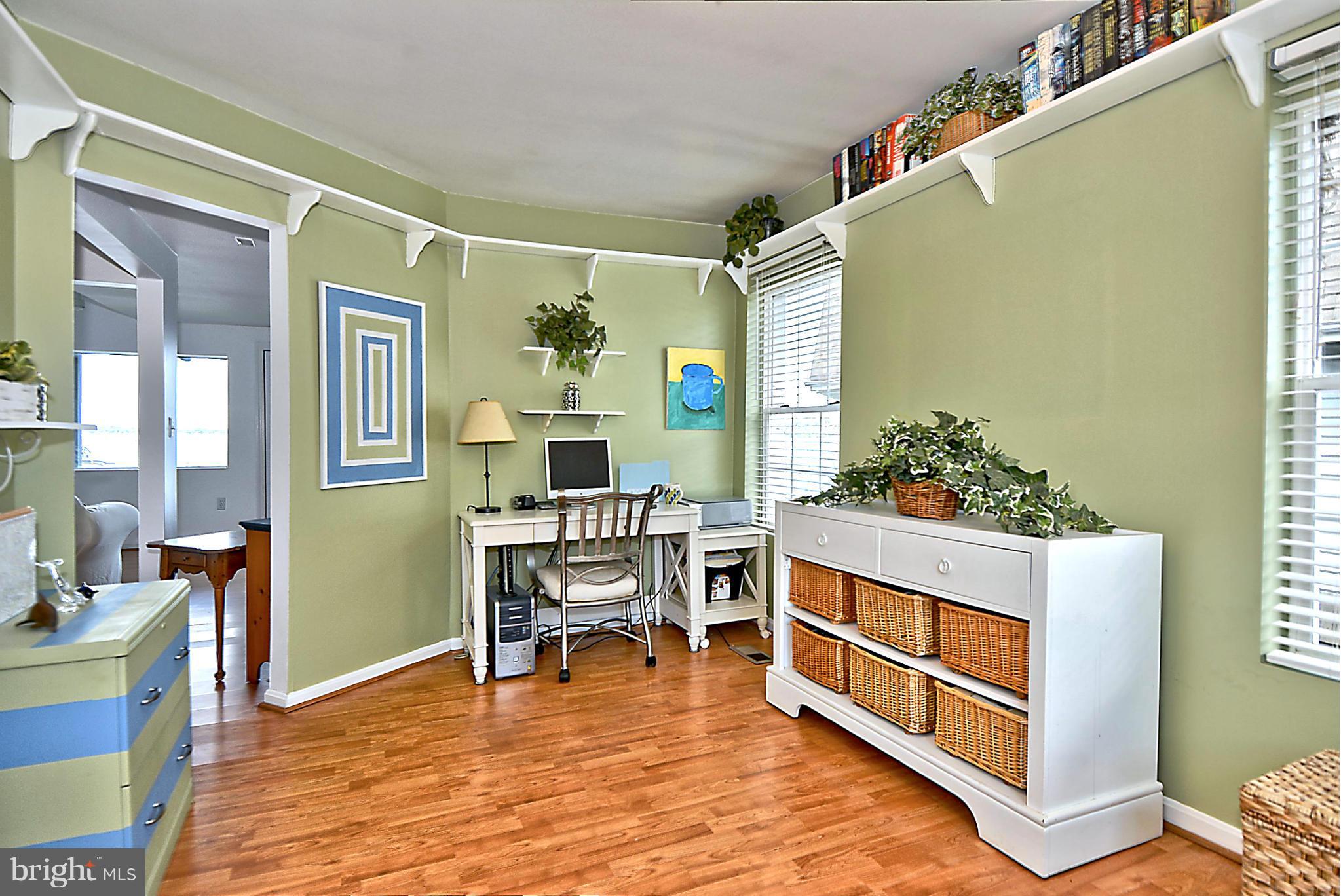 1071 Shore Acres Road Arnold, MD 21012 - Photo 18 of 30 Main Level Bedroom or Possible Home Office