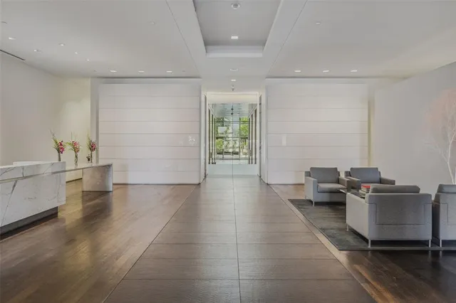 $900,000 | 1717 Arts Plaza, Unit 1804, Dallas, TX 75201