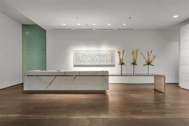 $900,000 | 1717 Arts Plaza, Unit 1804, Dallas, TX 75201