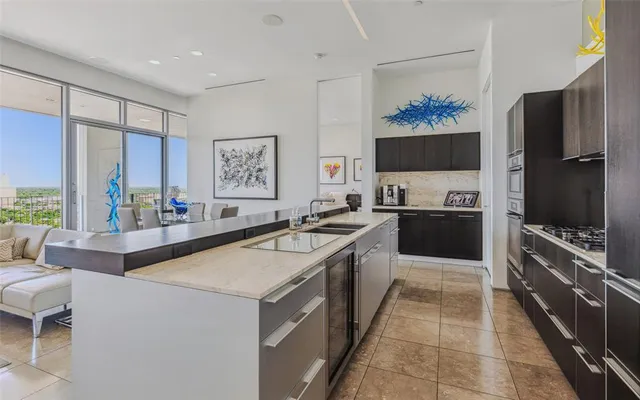 $900,000 | 1717 Arts Plaza, Unit 1804, Dallas, TX 75201