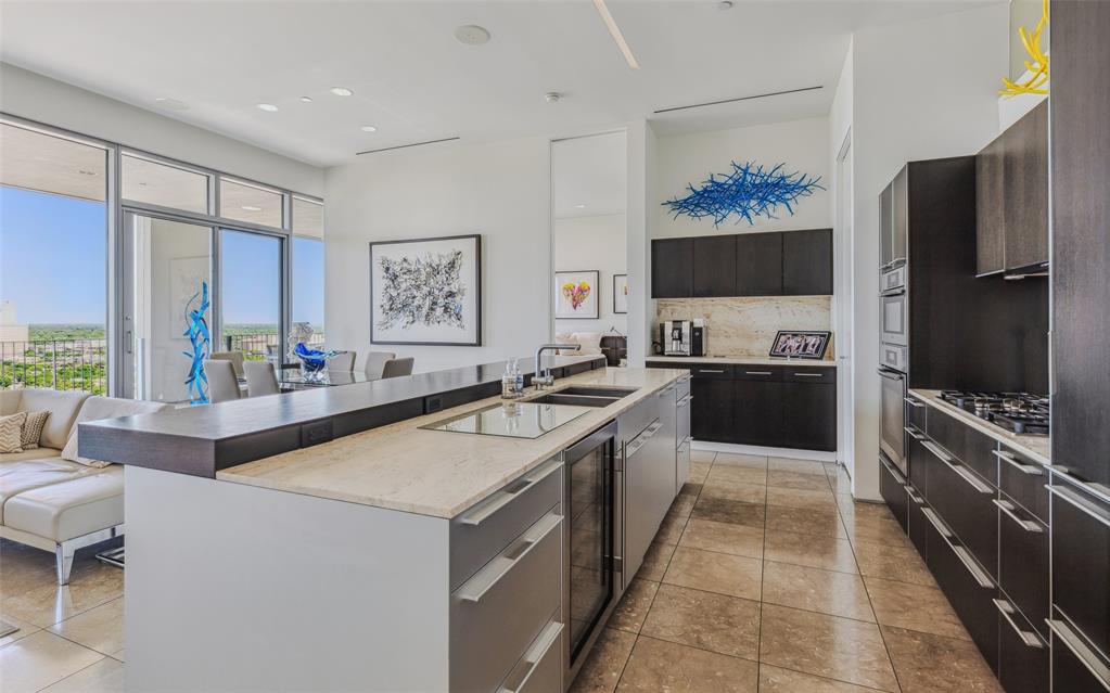 1717 Arts Plaza, Unit 1804 Dallas, TX 75201 - Photo 8 of 31