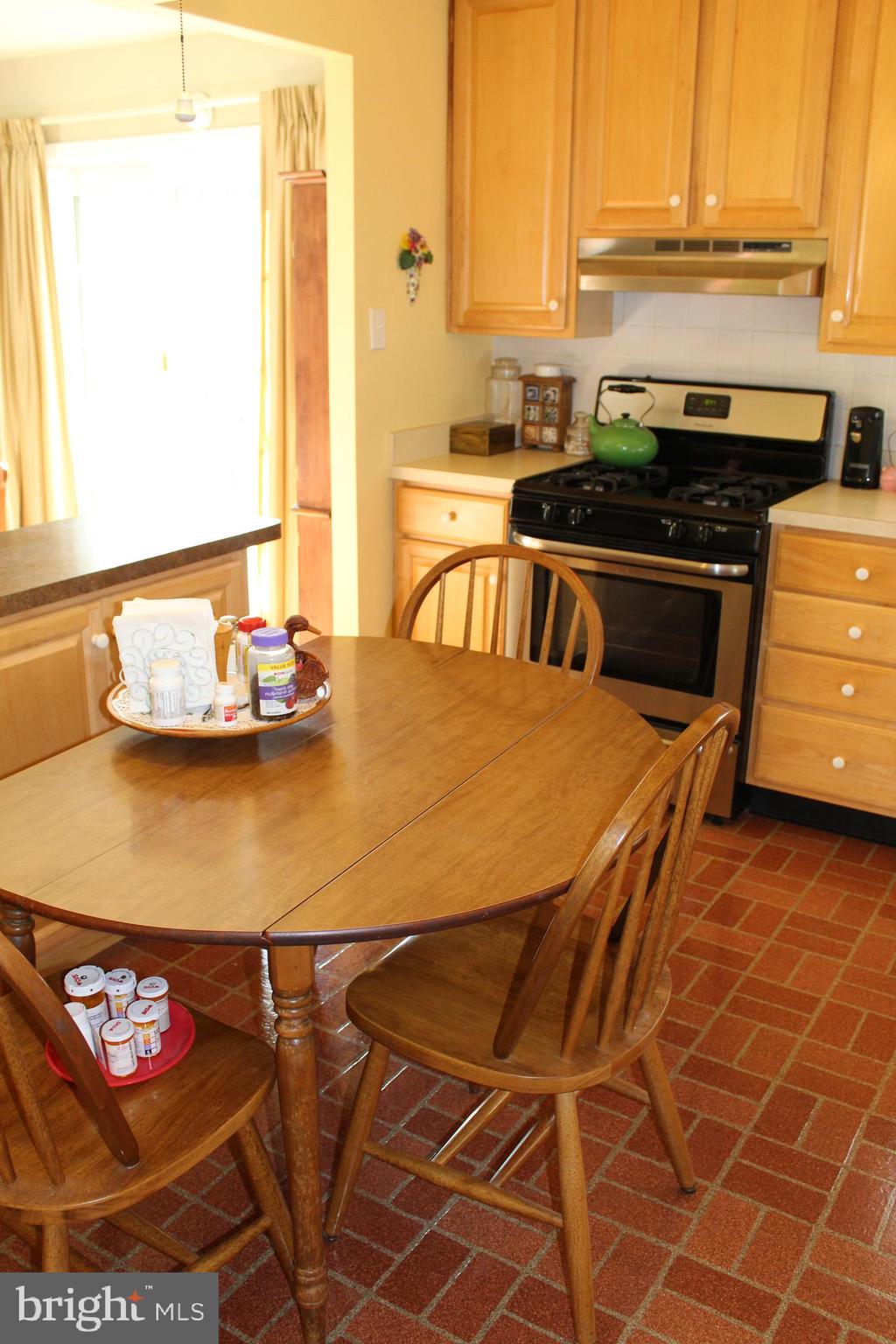 1603 Jill Road Willow Grove, PA 19090 - Photo 7 of 25 Gallery Image 7