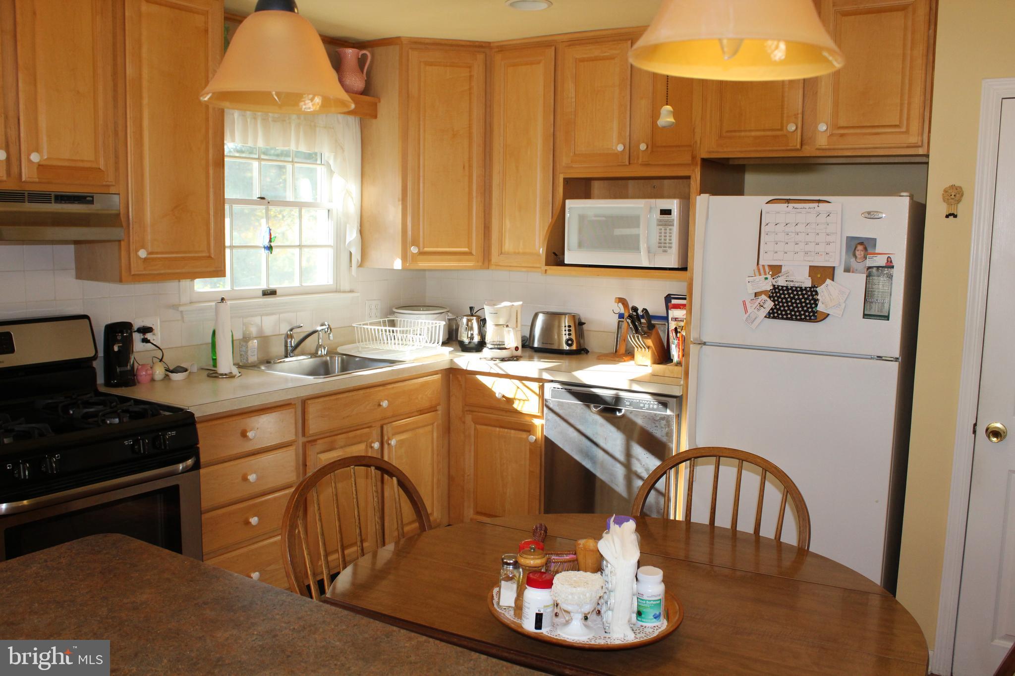 1603 Jill Road Willow Grove, PA 19090 - Photo 8 of 25 Gallery Image 8