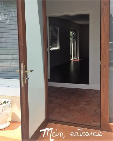 $3,800 | 1527 Adams Street, Unit 1, Hollywood, FL 33020