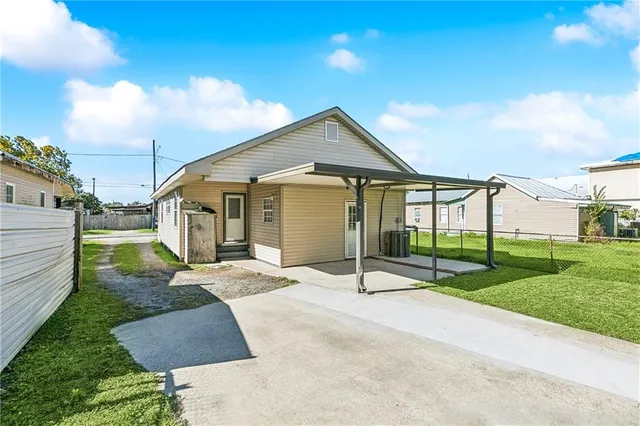 $138,000 | 463 Celestine Street, Westwego, LA 70094