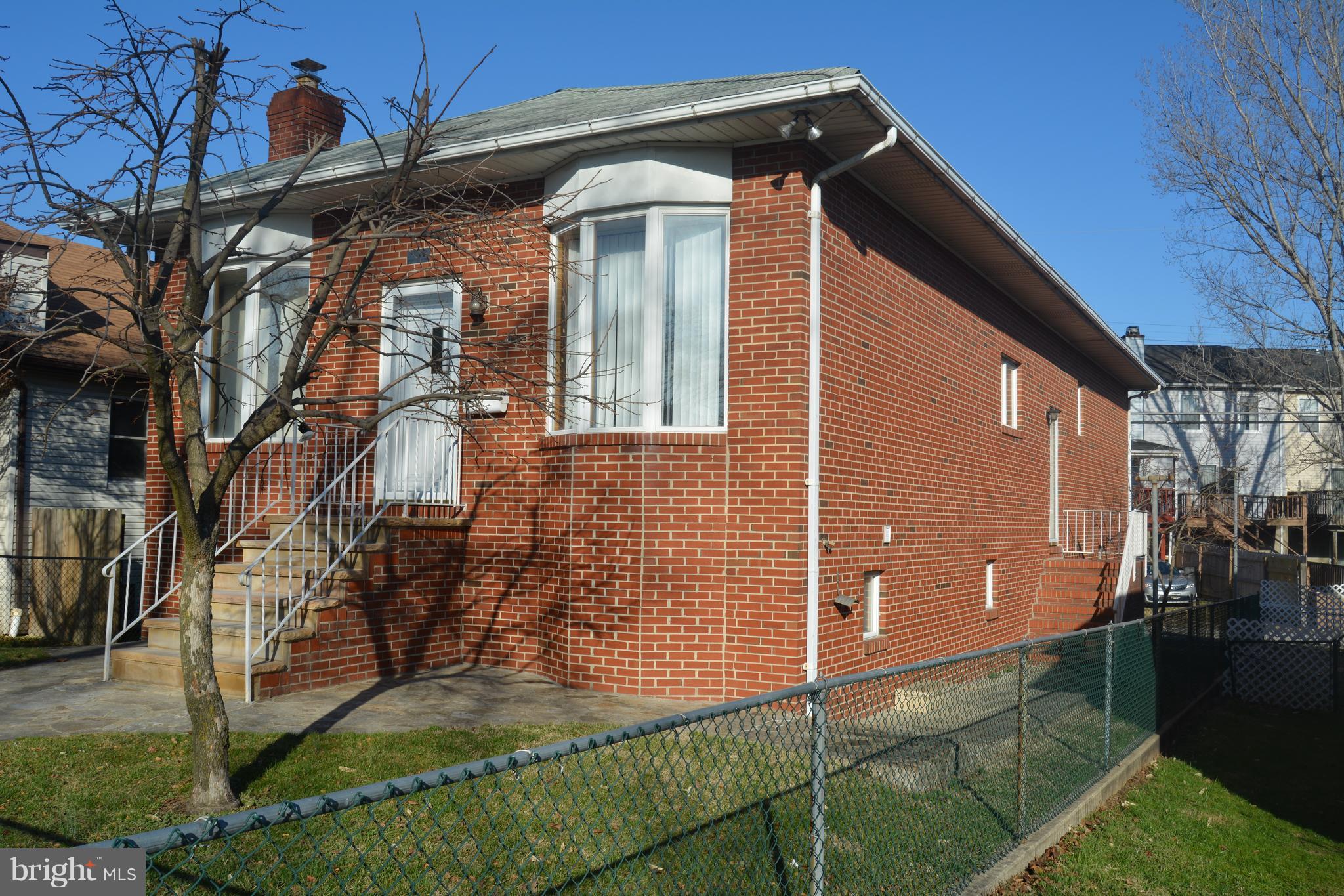 1847 Portship Road Baltimore, MD 21222 - Photo 2 of 18 Exterior (Front)