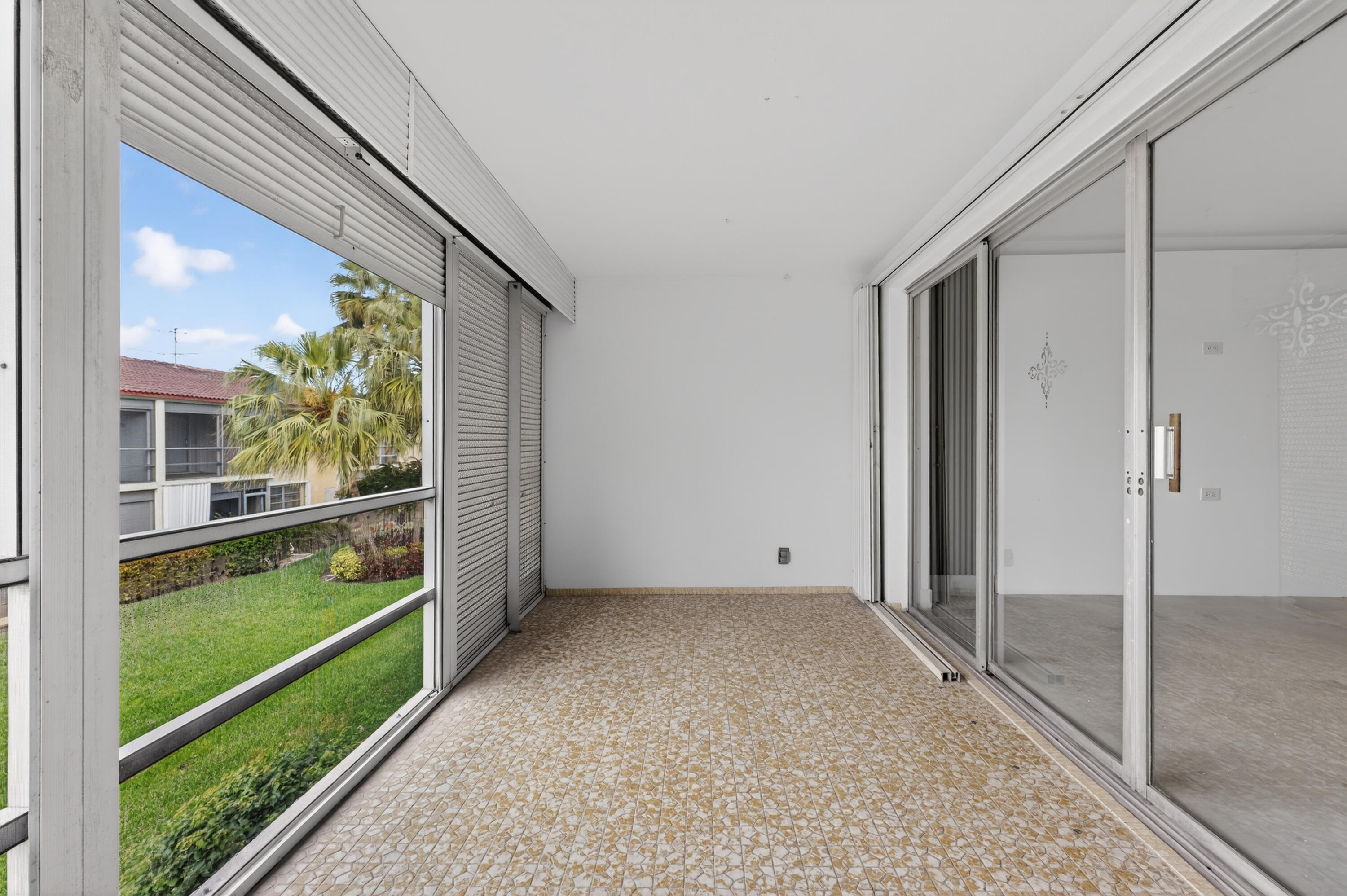 2134 Northeast 36th Street, Unit 82 Lighthouse Point, FL 33064 - Photo 28 of 38 a view of backyard