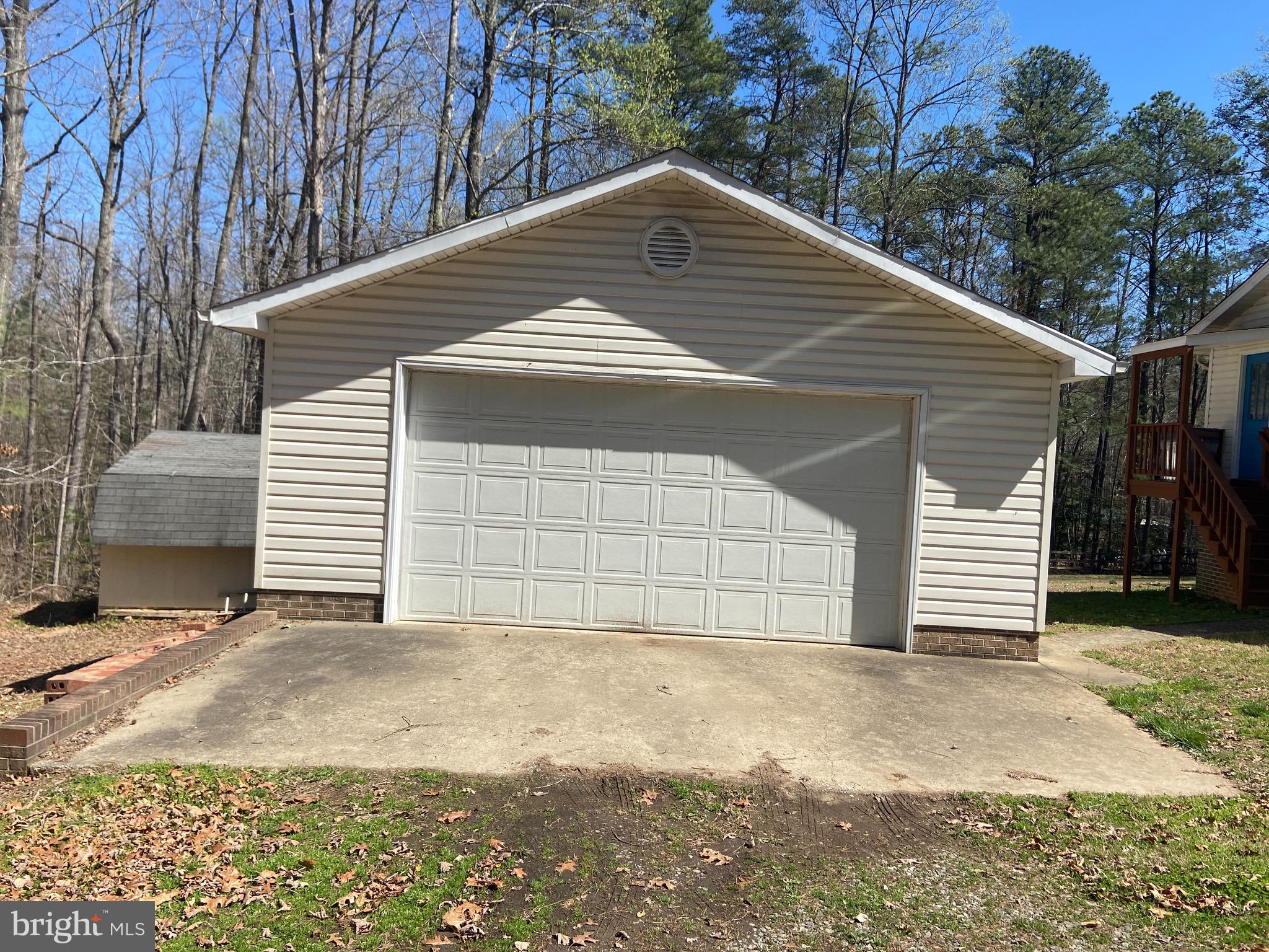 20237 Landora Bridge Road Ruther Glen, VA 22546 - Photo 2 of 51