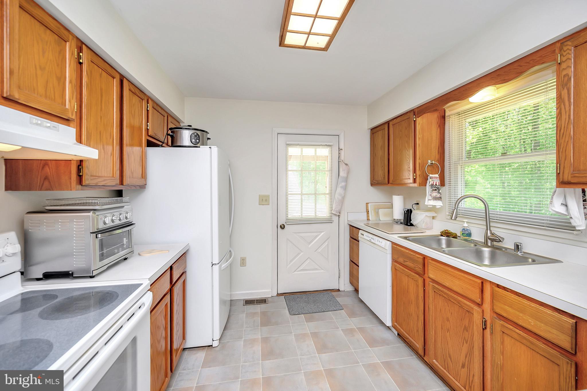 20237 Landora Bridge Road Ruther Glen, VA 22546 - Photo 22 of 51