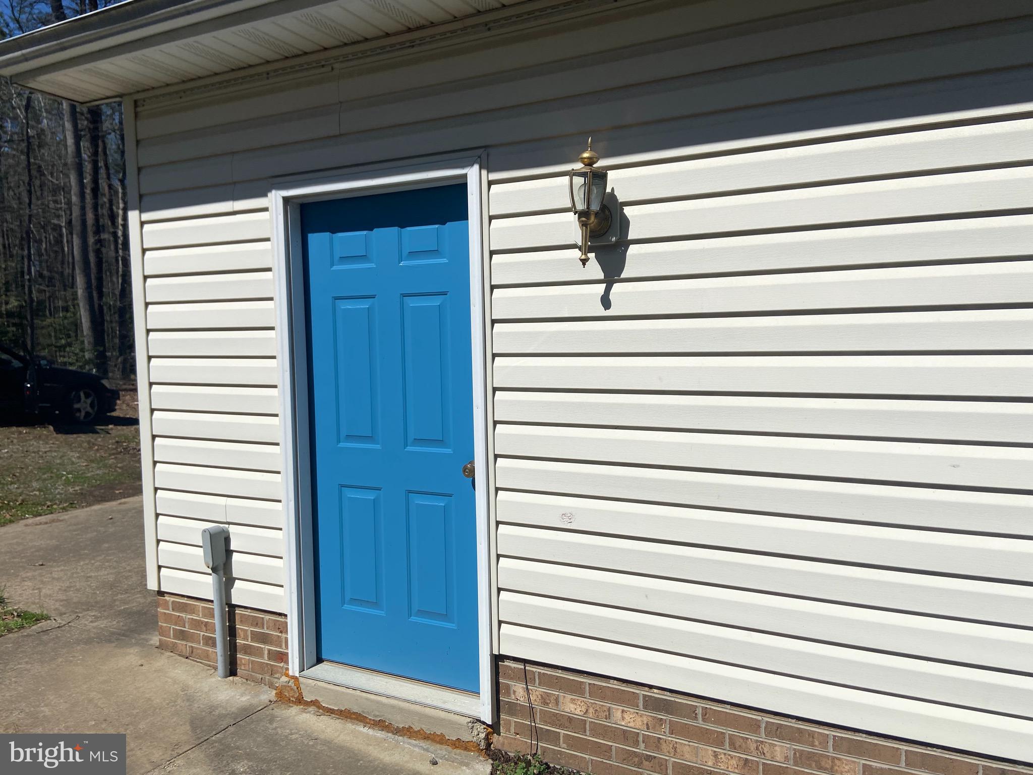 20237 Landora Bridge Road Ruther Glen, VA 22546 - Photo 4 of 51