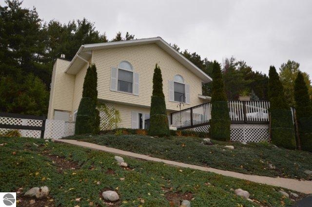 4304 Wyatt Road Traverse City, MI 49684 - Photo 22 of 23 1791576-21.JPG