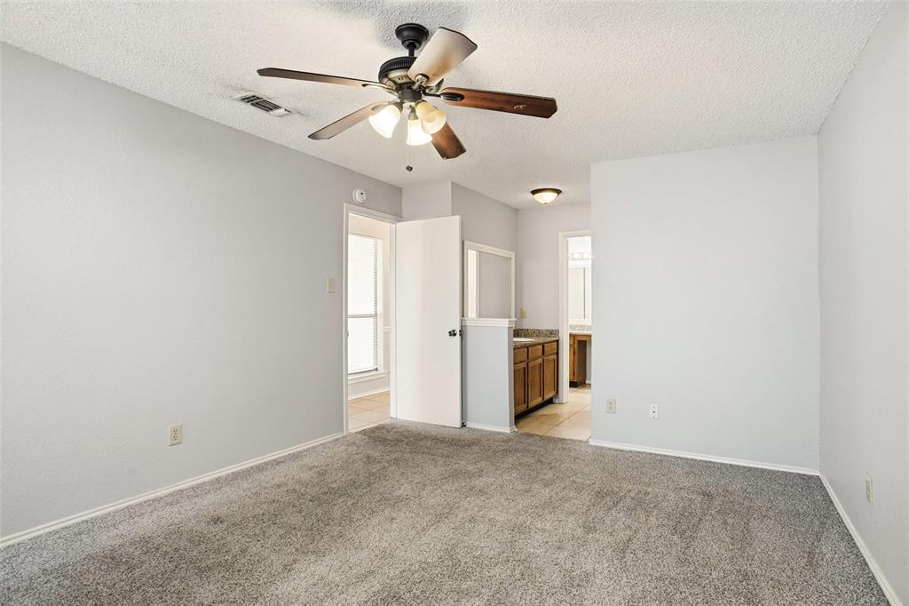 6720 Crestmont Court Fort Worth, TX 76133 - Photo 9 of 16 en view interior of the house