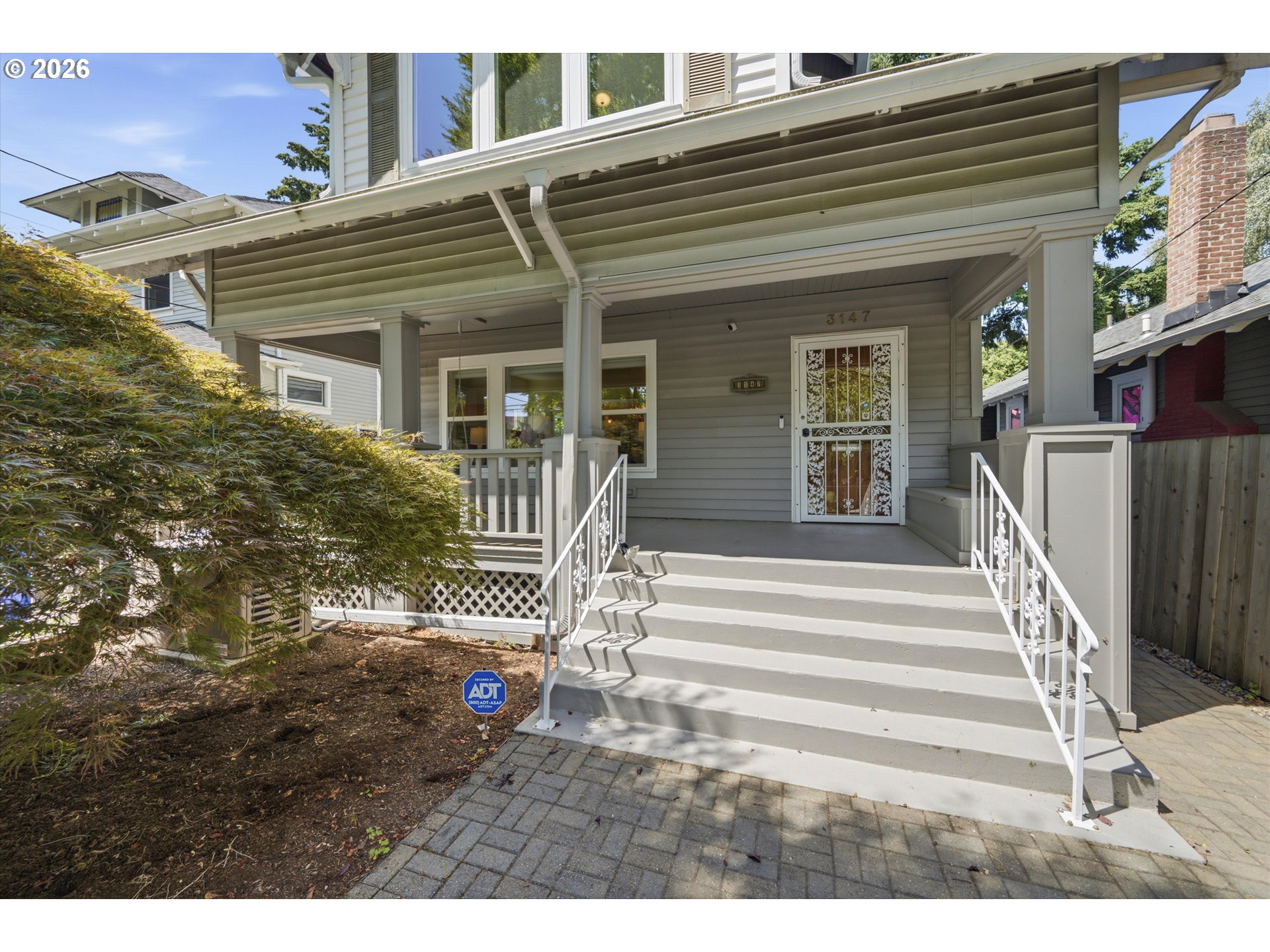 3147 Southeast Tibbetts Street Portland, OR 97202 - Photo 3 of 46