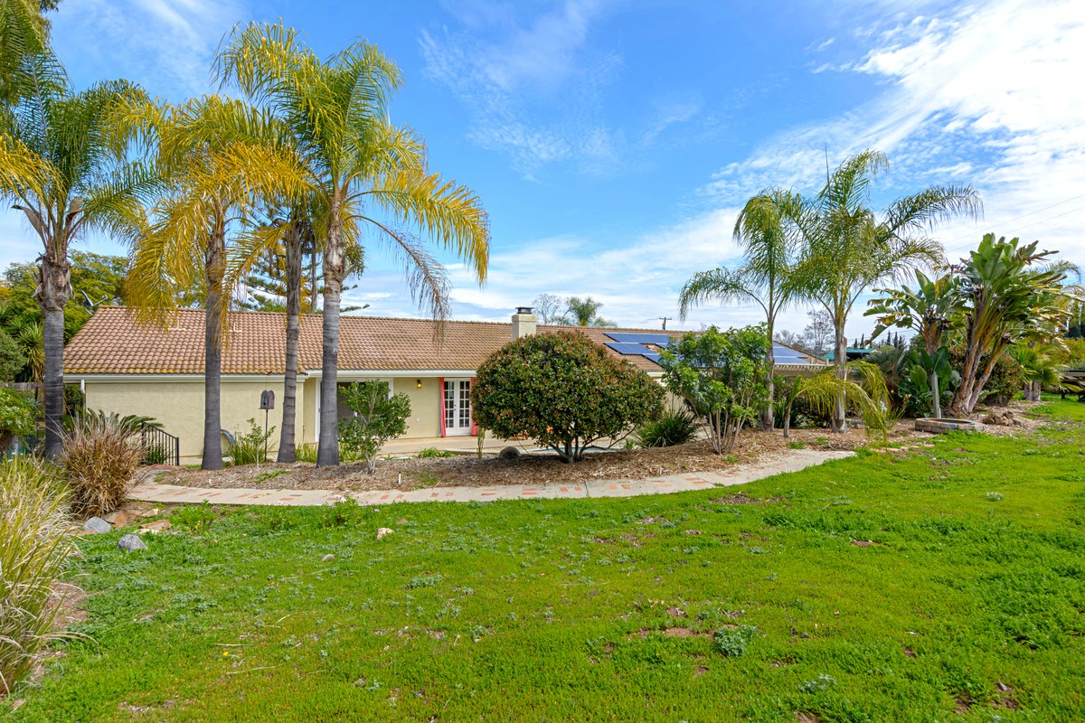 1939 Green Canyon Road Fallbrook, CA 92028 - Photo 22 of 25