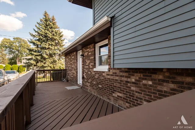 $394,900 | 10956 Nagle Avenue, Worth, IL 60482