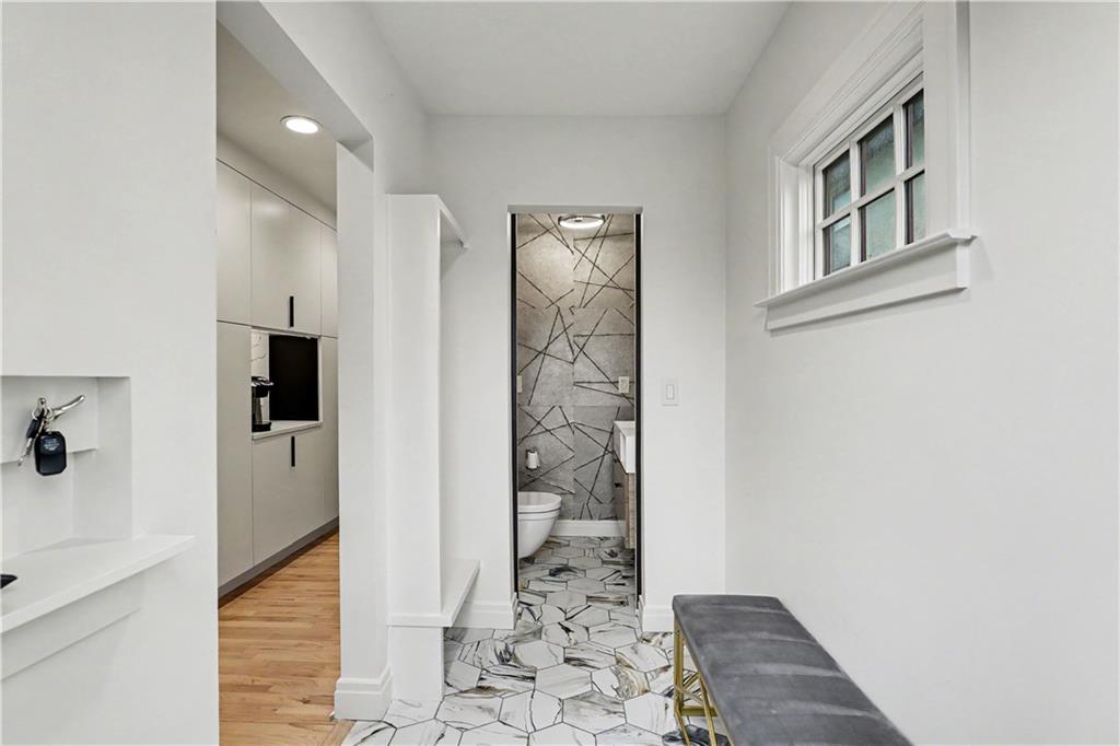 6251 Wornall Road Kansas City, MO 64113 - Photo 13 of 36