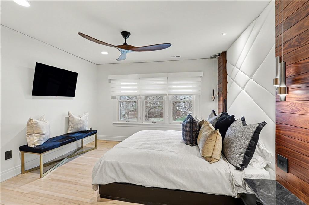 6251 Wornall Road Kansas City, MO 64113 - Photo 21 of 36