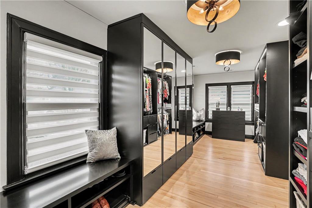 6251 Wornall Road Kansas City, MO 64113 - Photo 24 of 36